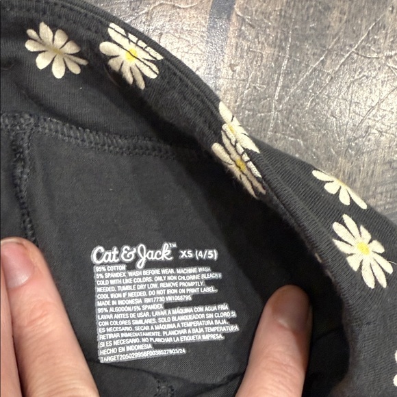 Flower pants - Picture 3 of 3